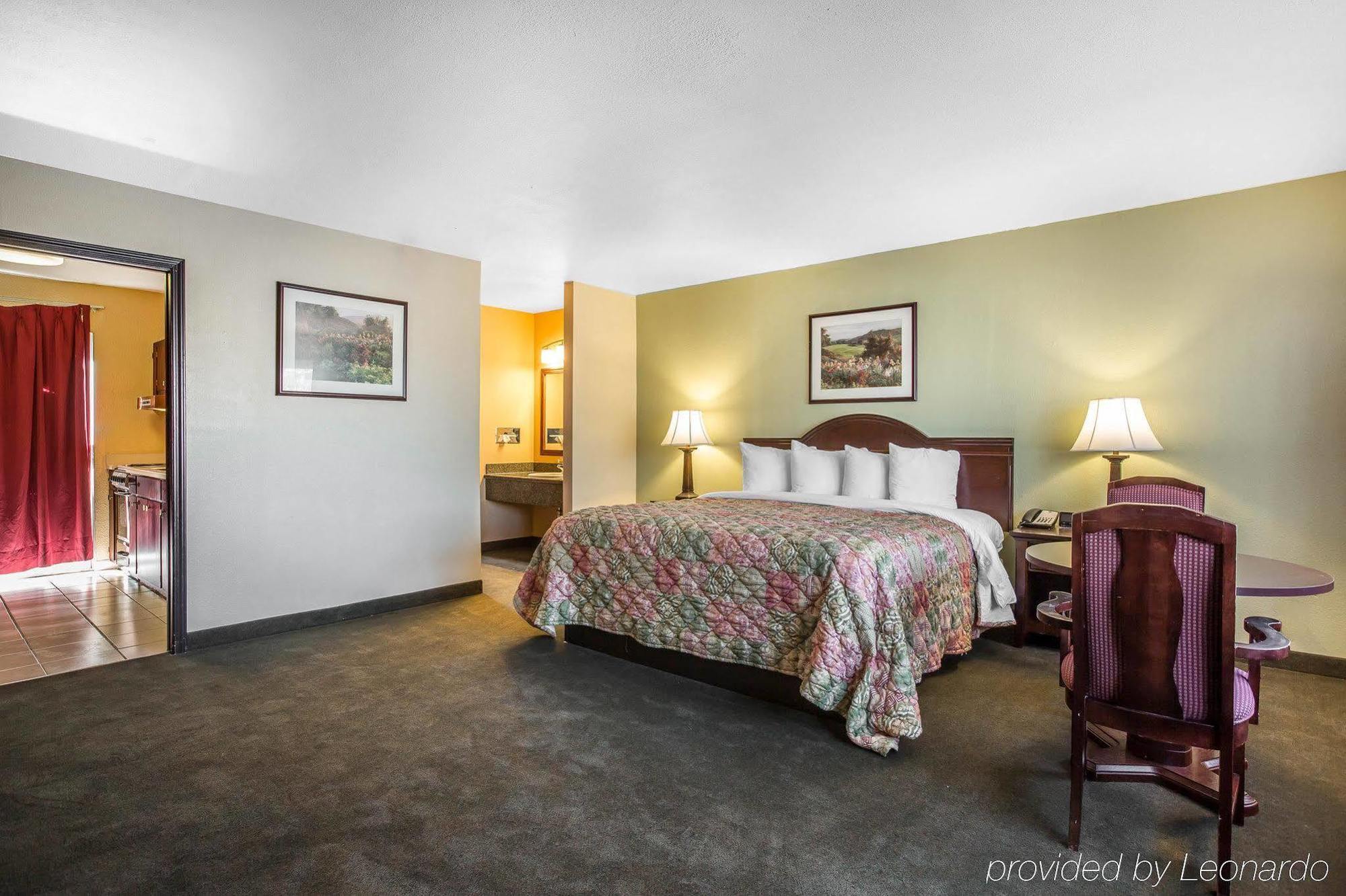 Quality Inn & Suites Cameron Park Shingle Springs מראה חיצוני תמונה